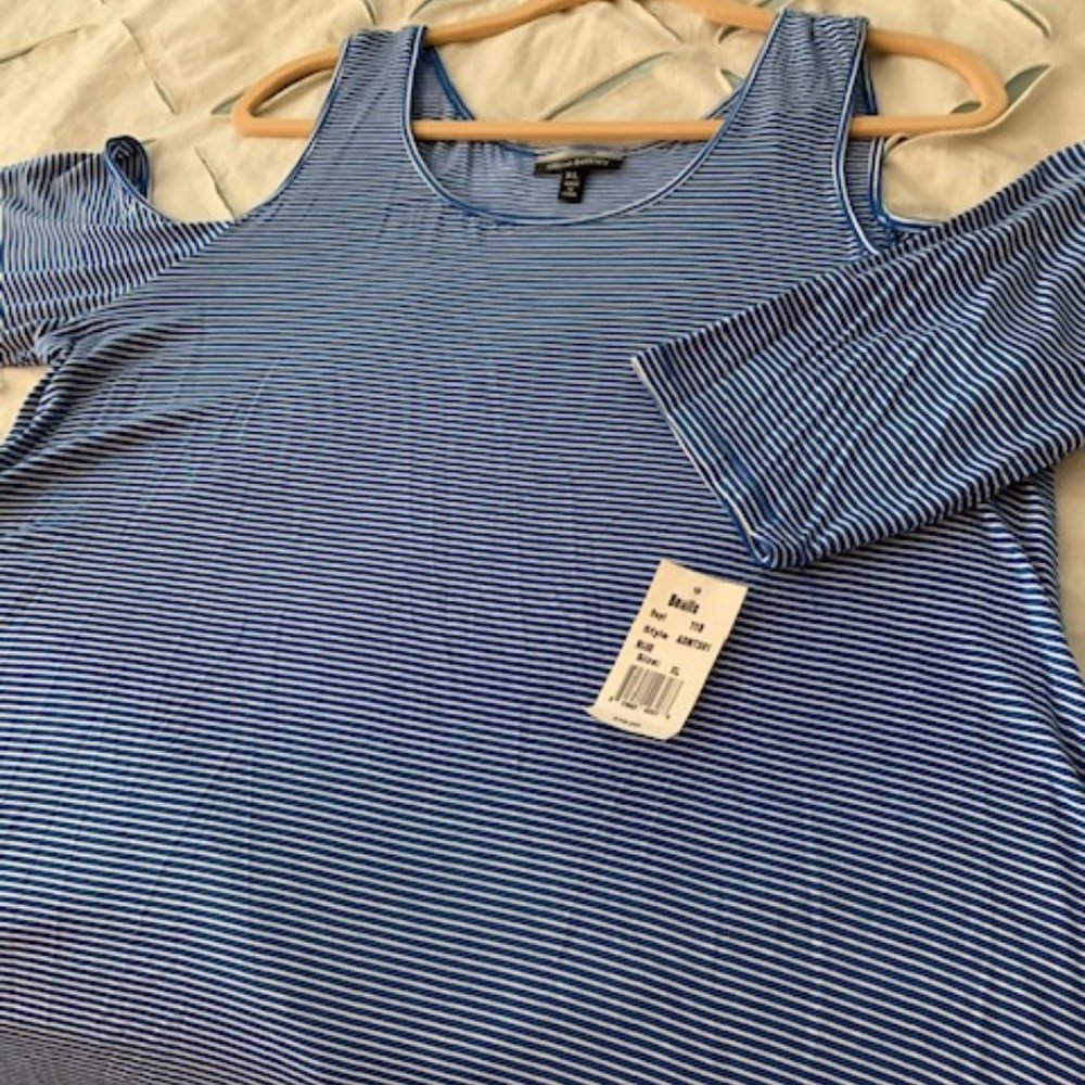 ALLISON BRITTNEY SHOULDERLESS TOP--SIZE XL